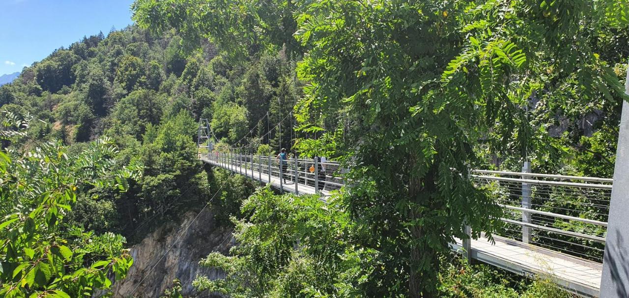 Un moment de détente inoubliable Saillon-les-Bain Exterior foto